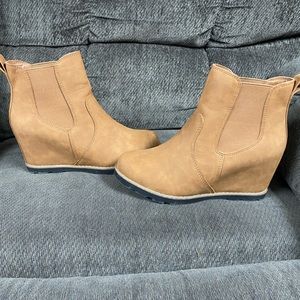 Universal Thread Wedges
